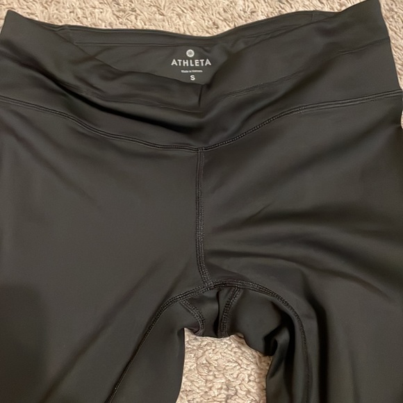 EUC lot of 2 Athleta 7/8 tights. Sz S. - Picture 4 of 6